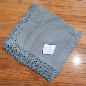 Threshold W/Studio Mcgee Lace Trim Tablecloth